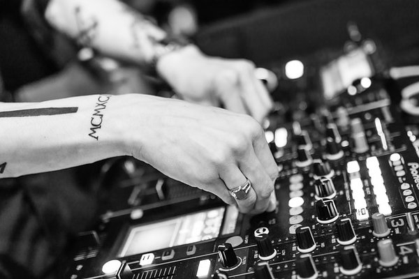 Quel DJ animateur pour votre mariage ?